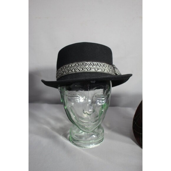 Fun Fedora Foursome: A Diverse Collection Of Vintage And Modern Hats - Picture 8 of 15